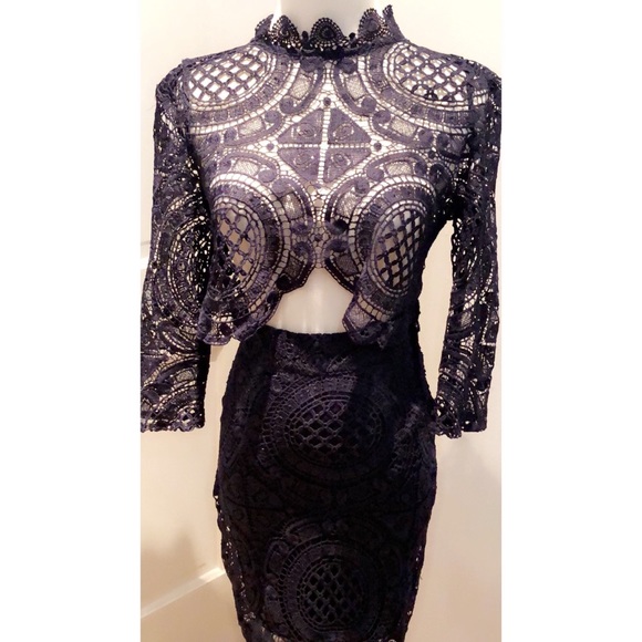 2 Piece Lace Skirt & Crop Top - Picture 2 of 3